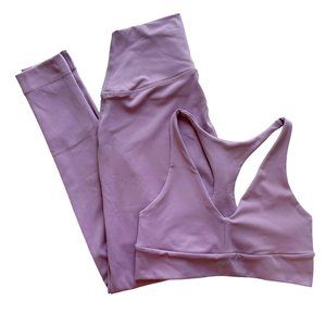 NWOT Set Active MEDIUM Charm Lilac Purple Racerback Sports Bra Leggings Set